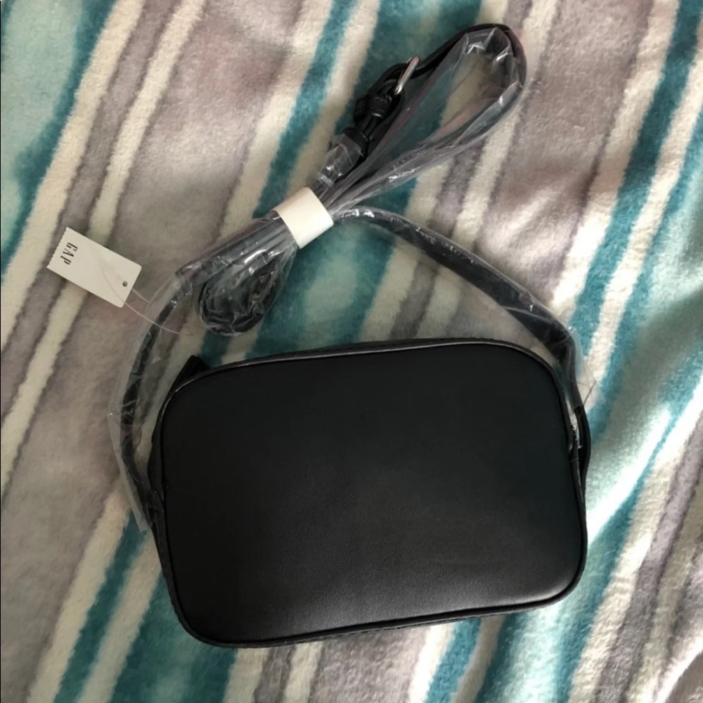 gap purse